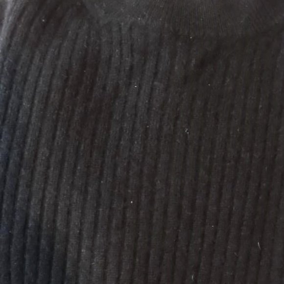 Short Sleeve Cashmere Sweater, Black XL - Picture 4 of 4